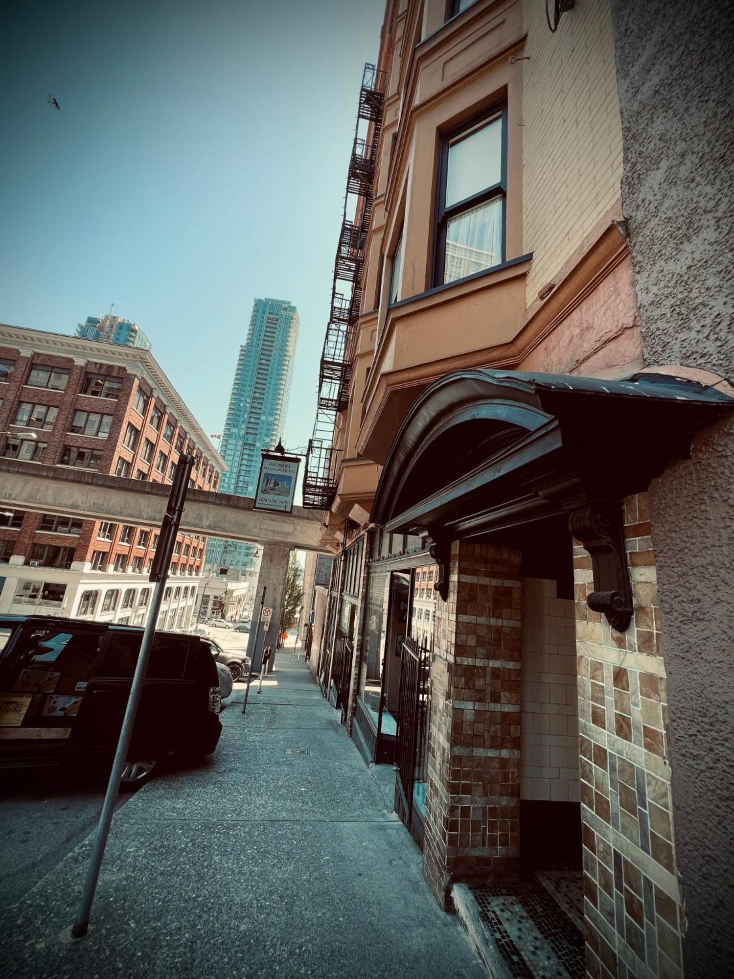 Arundel Mansions Hotel New Westminster Exterior foto